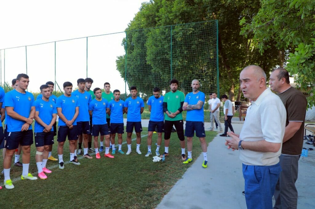Джахонгир Артыкходжаев впервые вышел в свет после скандальной отставки