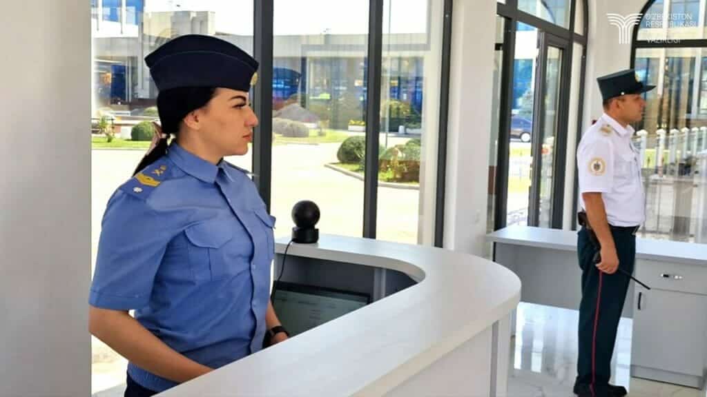 На ж/д вокзале Ташкента открыли одноэтапный контрольный пункт