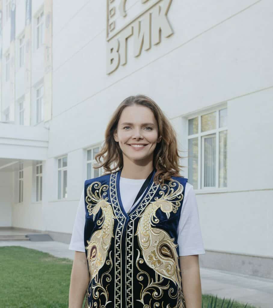 Елизавета Боярская: Моя детская ассоциация с Ташкентом осталось той же — очень уютный дом, много света, природа