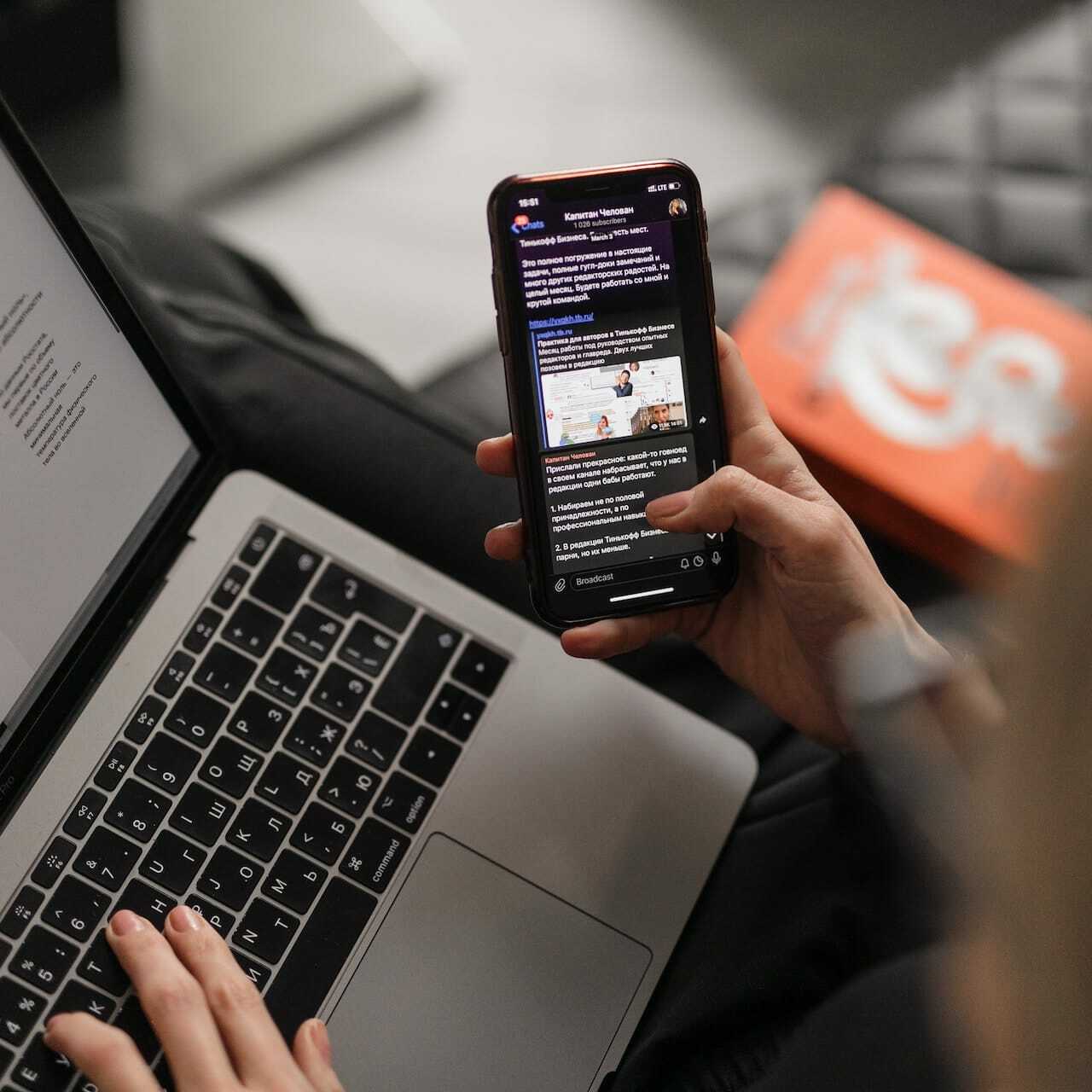 Oyoqlarning po‘stlog‘iga surilayotgani haqidagi porno videolar va h.k.