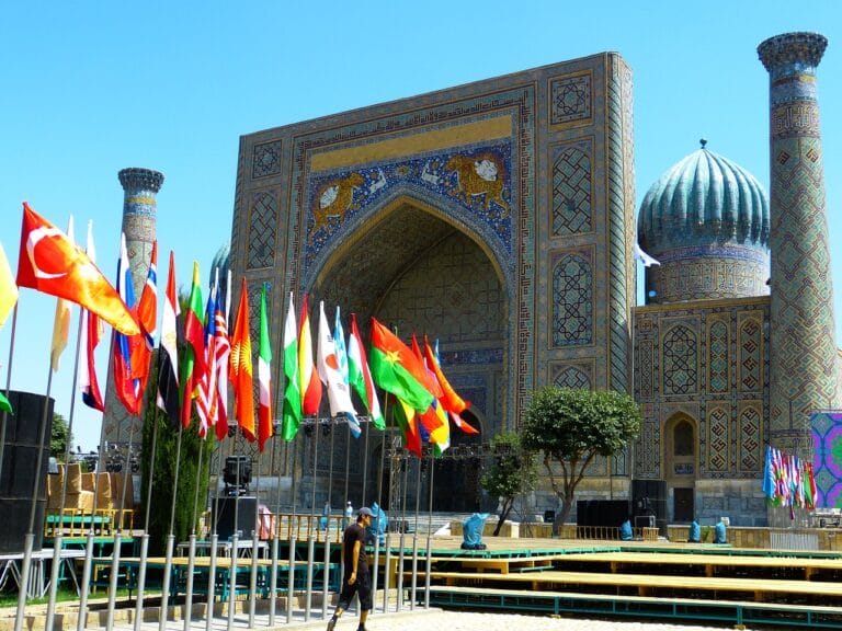 Foreign Tourists Choose Uzbekistan