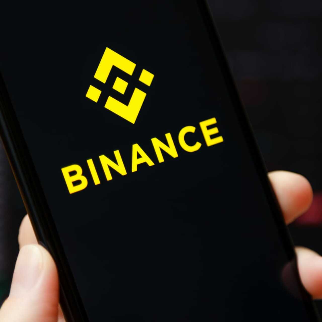 За что оштрафовали Binance в Узбекистане