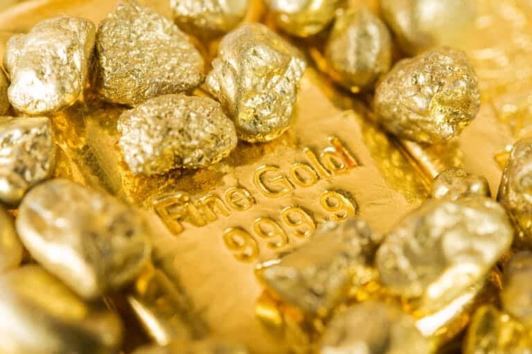 Macquarie Bank Forecasts Gold Price to Reach $3,500 per Ounce in 2025