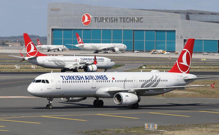 Турция ужесточила правила досмотра пассажиров в аэропорту