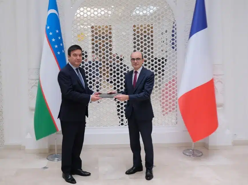 Экс-посол Узбекистана в Швеции возглавил дипмиссию во Франции