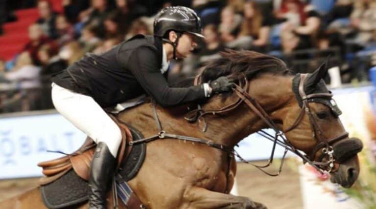 O‘zbek chavandozlari Dubaydagi nufuzli musobaqa sovrindoriga aylandi