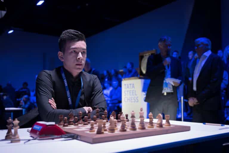 Nodirbek Abdusattorov Tata Steel Chess turnirida prinsipial raqibini mag‘lub etdi