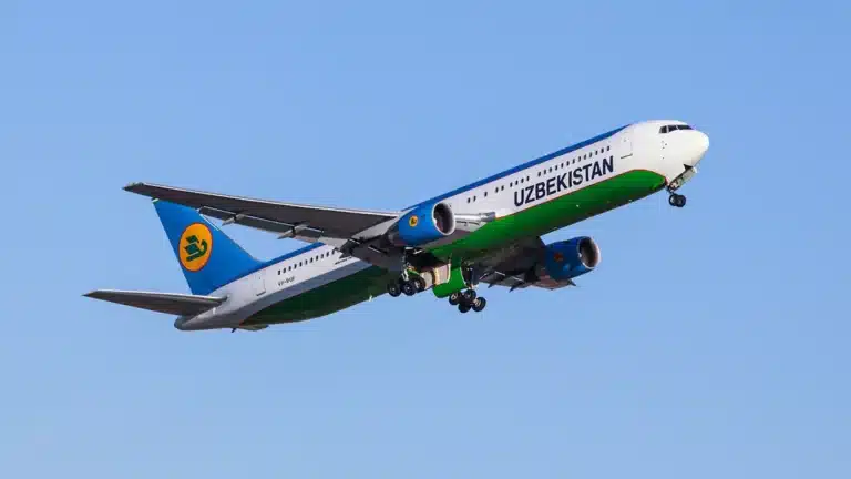 UzAirways изменит расписание рейсов, летающих над Индией и Пакистаном