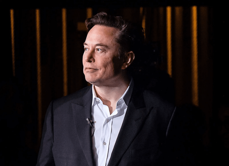SpaceX Grok chat-boti ishlab chiquvchisiga 2 milliard dollar sarmoya kiritadi