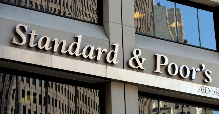 S&P повысило прогноз по рейтингу Узбекистана до «Позитивного»