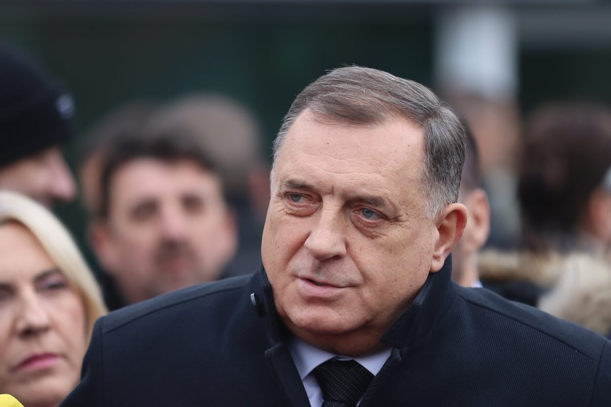 Милорад Додик