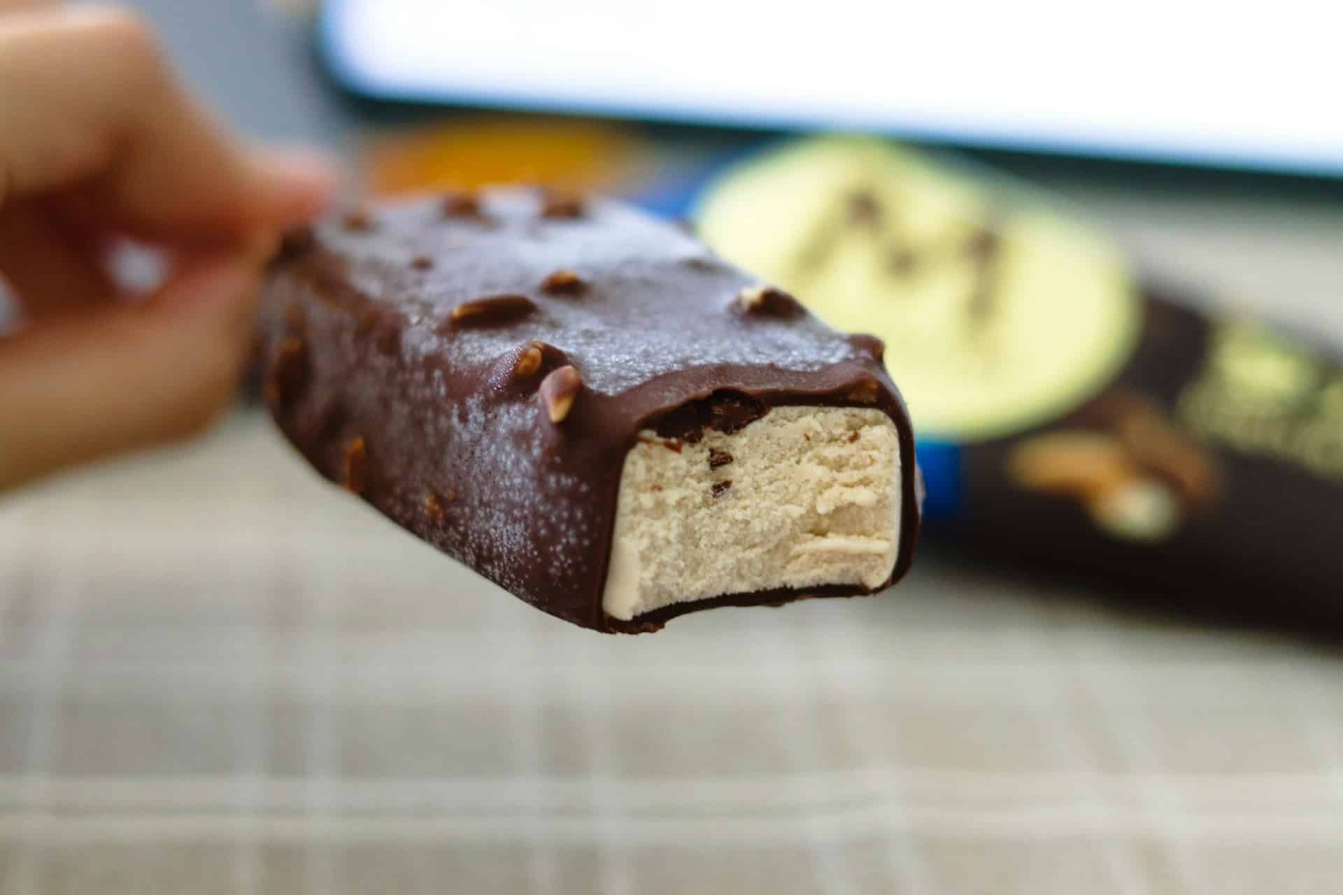 мороженное эскимо откушенное