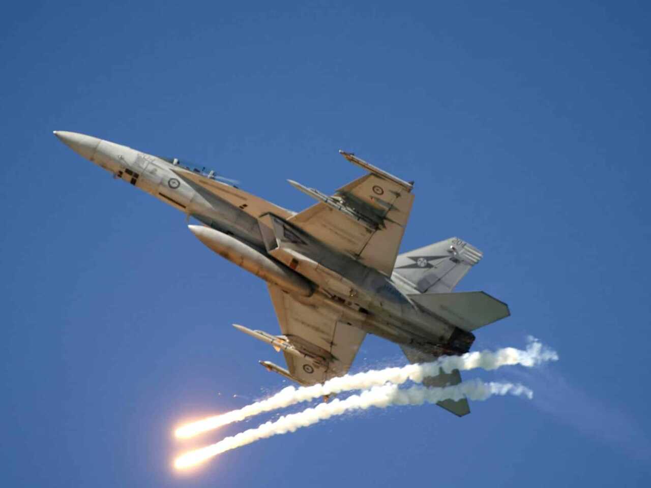 Trump Approves US Strike Plan on Iran but Leaves Room for Negotiations -  Kursiv Media Uzbekistan