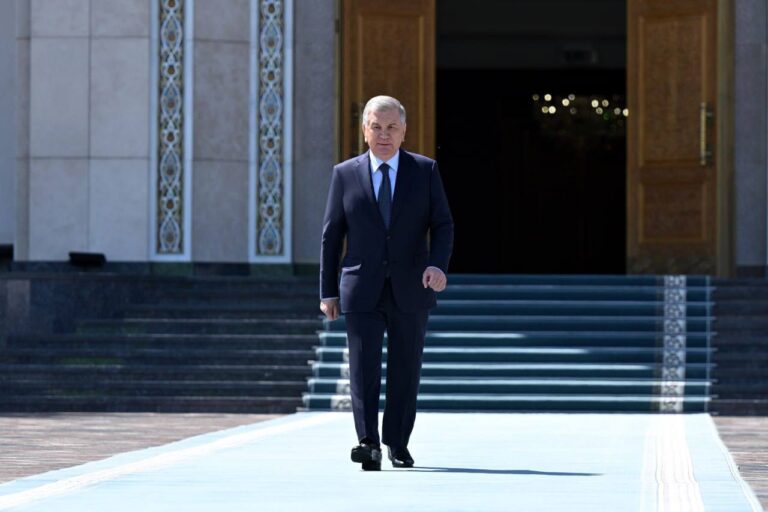 Uzbekistan's President Departs for Hungary to Strengthen Strategic Ties