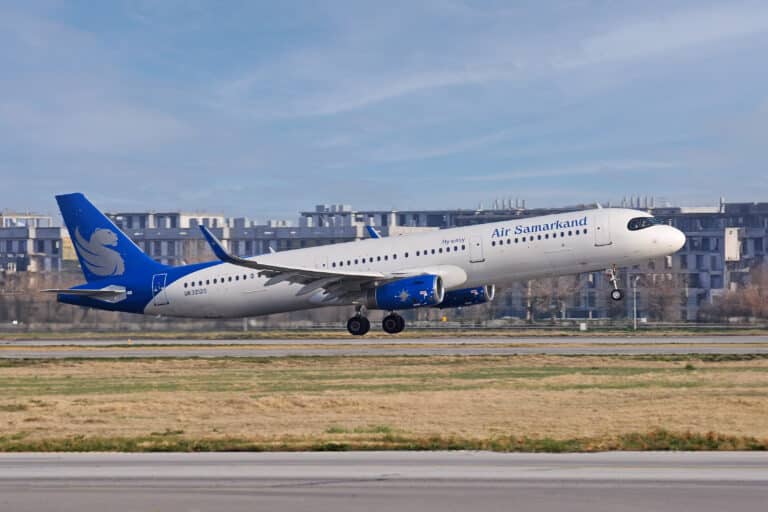 Air Samarkand запускает рейсы в Грузию и Азербайджан