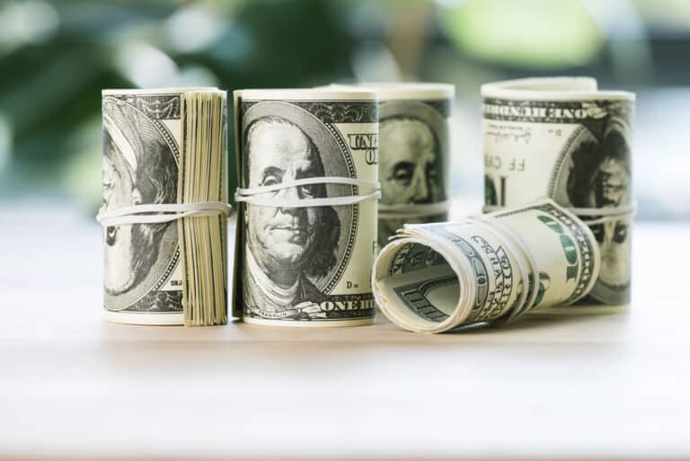 May oyida dollar kursi qanday o‘zgardi