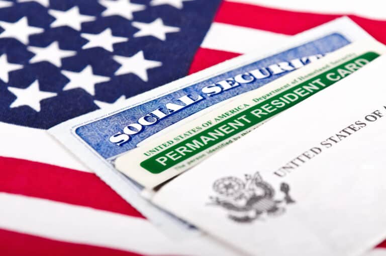 В США подвели итоги Green Card-2025: каждый десятый — узбекистанец