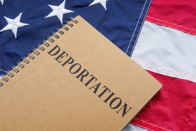 US Deports 131 Migrants to Uzbekistan