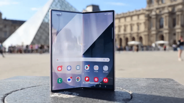 Samsung Galaxy Z Fold 7 va Tri-Fold modellari titandan yasalishi mumkin