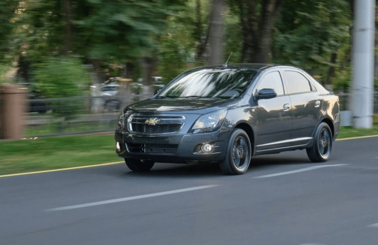 Chevrolet Cobalt Midnight avtomobilini navbatsiz sotib olish mumkinmi: 