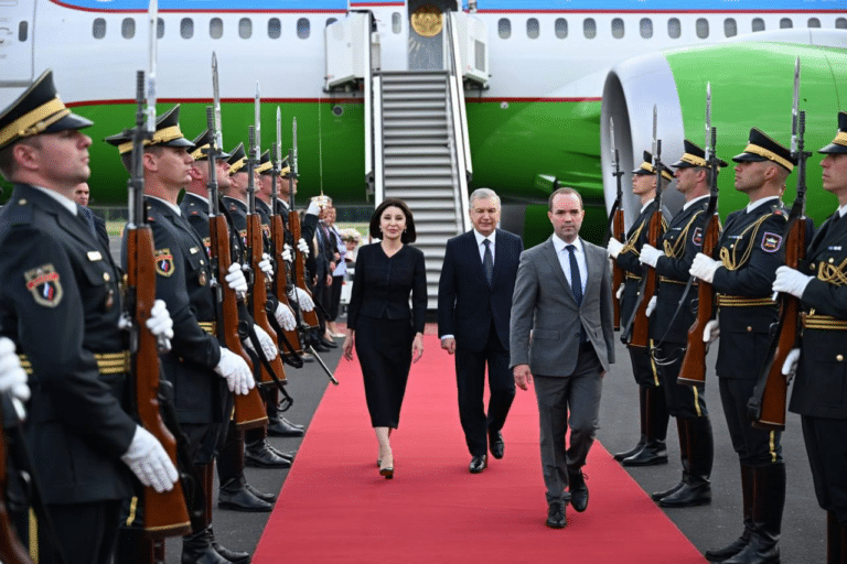 Prezident rasmiy tashrif bilan Sloveniyaga bordi