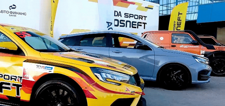 Lada Vesta SW Sport yangi rang va diskalarda namoyon bo‘ldi