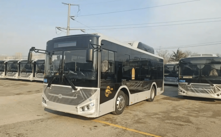 Urganch shahriga 30 ta zamonaviy avtobus olib kelindi – video
