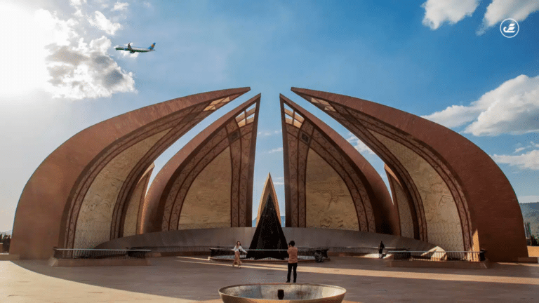 Uzbekistan Airways Toshkent – Islomobod – Toshkent yo‘nalishida reyslarni yo‘lga qo‘ymoqda