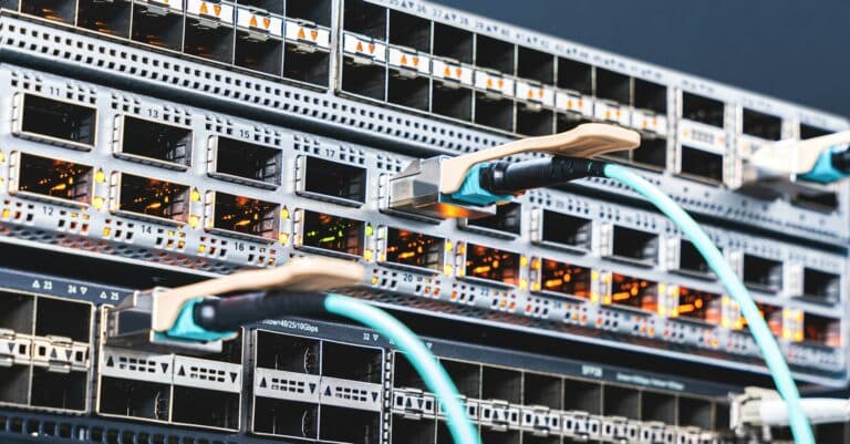 Минтранс приостанавливает выдачу электронных разрешений на грузоперевозки