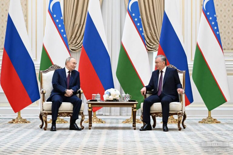 О чем будут говорить Мирзиёев и Путин 9 мая