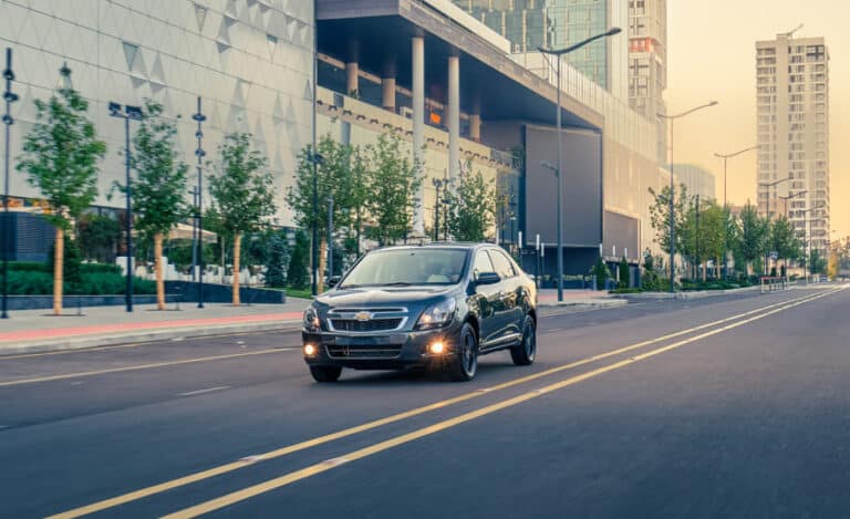 Chevrolet Cobalt qo‘shni davlatlarda qanday narxda sotilmoqda