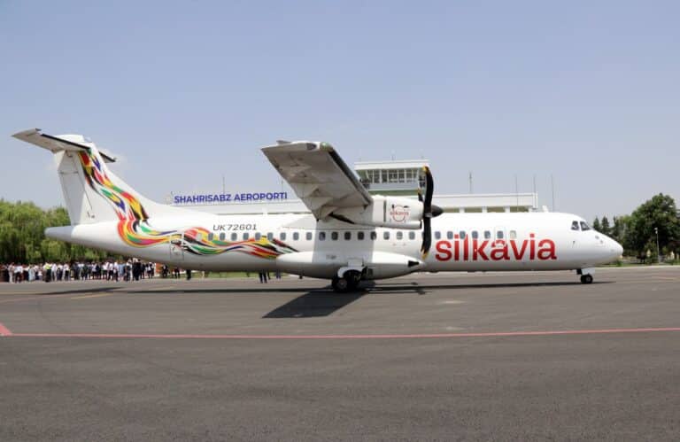 Silk Avia выполнила первый рейс в Шахрисабз на самолете ATR-72