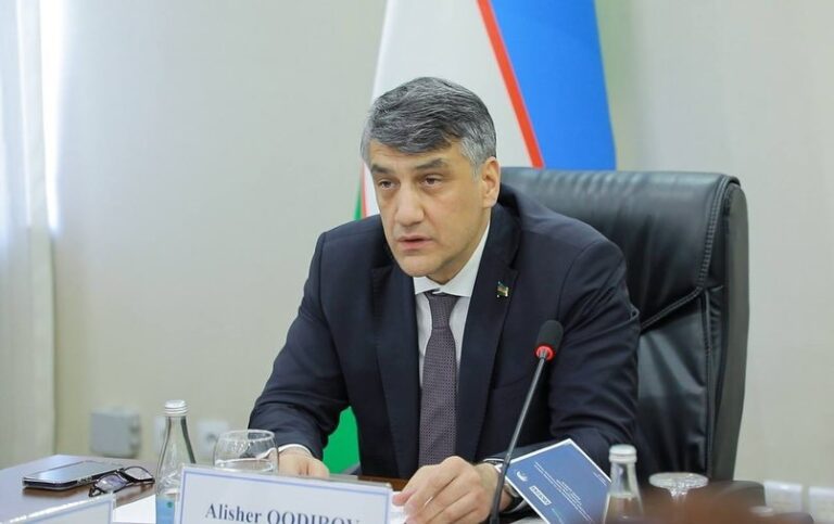 Rossiya hayolparastlaridan tezroq qutilishi kerak — Alisher Qodirov