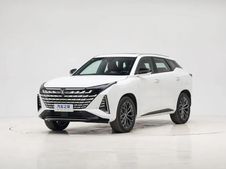 Changan Uni-Z 2025 taqdim etildi