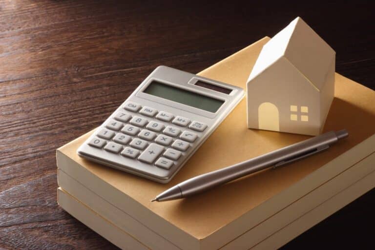 Госдолю в Invest Group Centre выкупят за 298 млрд сумов