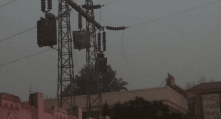 Toshkentda kuchli shamol oqibatida elektr ta’minotida uzilishlar kuzatilmoqda