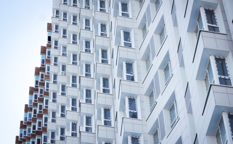 Покупку недвижимости в Узбекистане планируют перевести на безнал