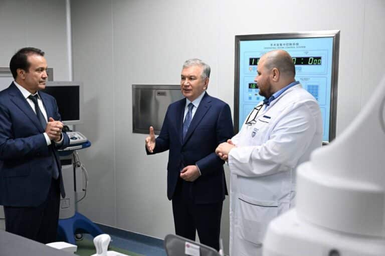 Мирзиёев предложил открыть кардиоцентры в 14 регионах