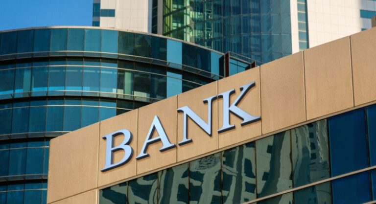 May oyida banklardagi muammoli kreditlar ulushi 4,1% gacha kamaydi