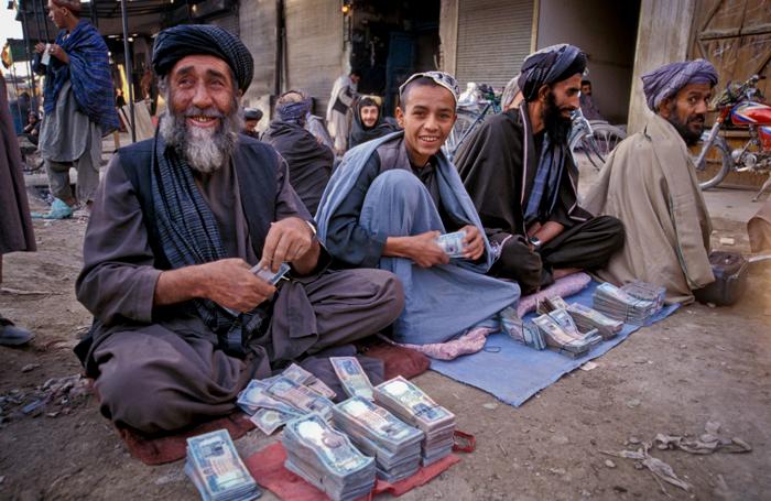 Afghanistan Achieves Self-Sufficiency in 130 Industries, Says Islamic Emirate