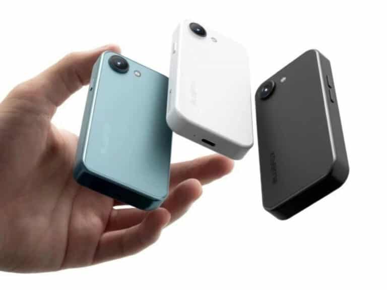 Xitoyda iPhone 5 hajmidagi mini-smartfon taqdim etildi
