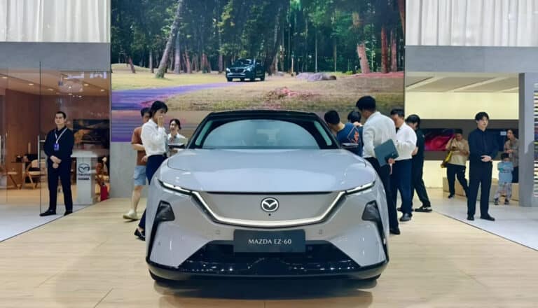 Mazda EZ-60 sotuvi keskin oshib ketdi