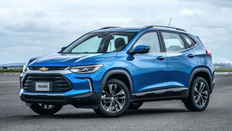 Chevrolet Tracker narxi Rossiyada pastladi, O‘zbekistondachi