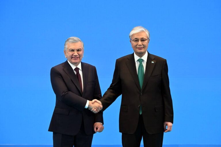 Токаев поздравил Узбекистан с выходом на ЧМ 2026