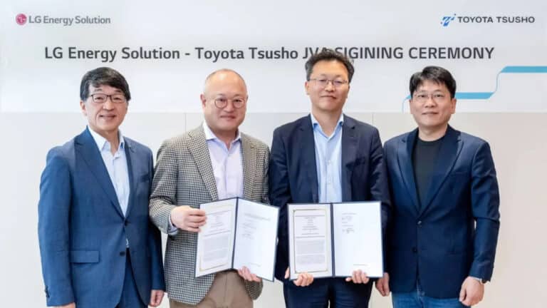 Toyota va LG avtomobil akkumulyatorlarini qayta ishlash zavodini ochadi