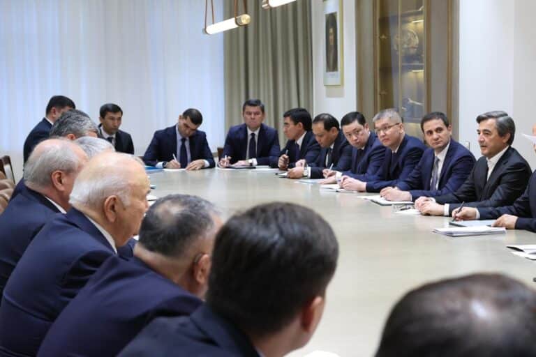 Уволили троих сотрудников Администрации президента Узбекистана