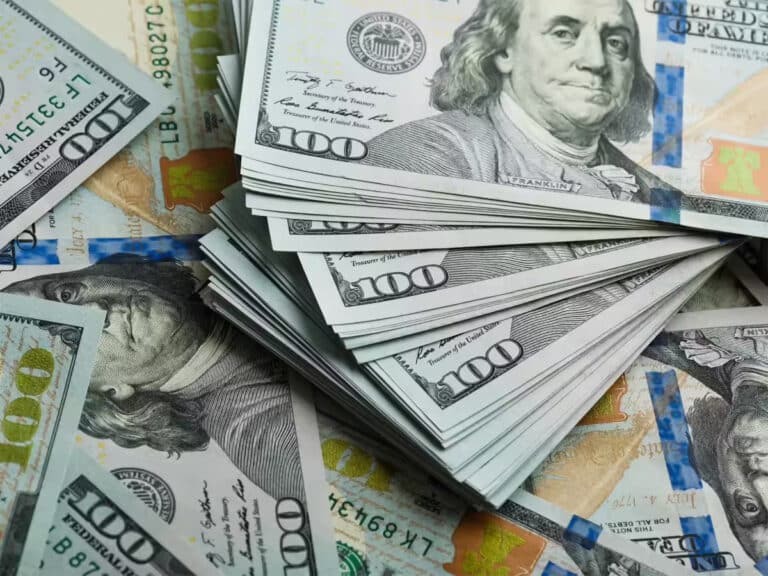 Dollar keskin o‘sdi