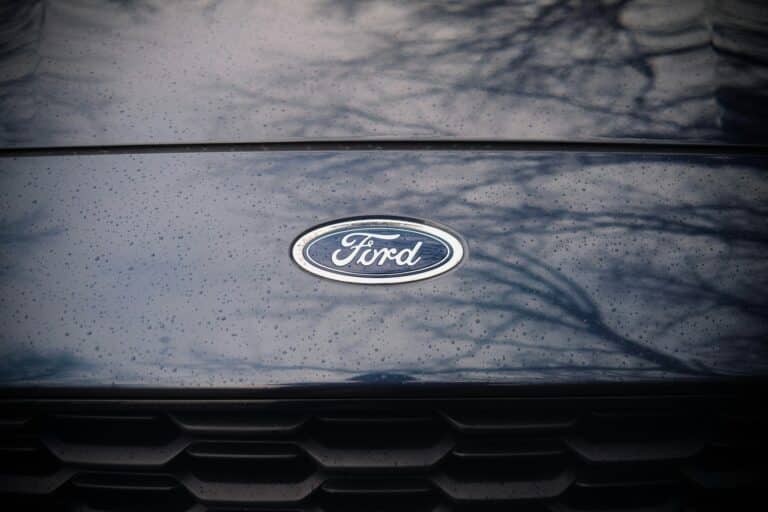 Ford отозвал 300 тыс. «мустангов» из-за неисправности дверей