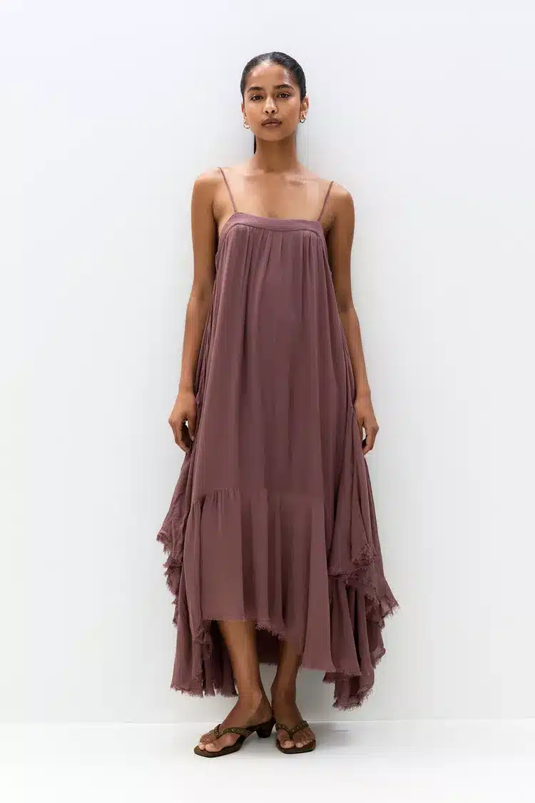 midi dress with ruffled hem 