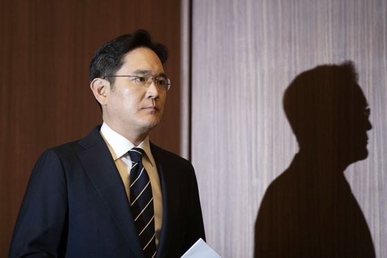 Janubiy Koreya Oliy sudi Samsung raisini aybsiz deb topdi